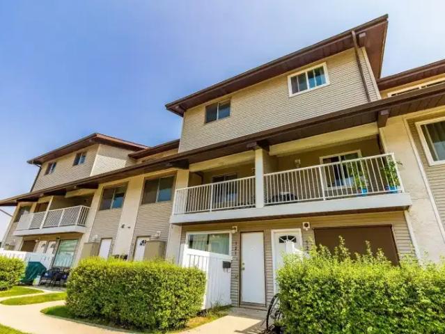 For Rent 2 Bedroom Townhouse Calgary AB DS103179115