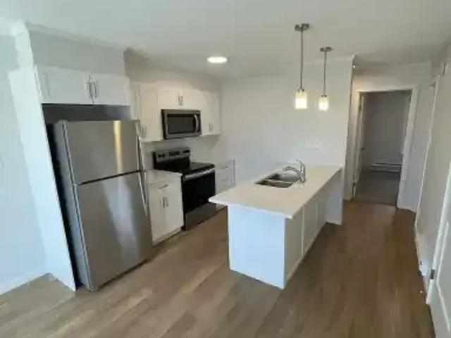 For Rent 2 Bedroom Townhouse Calgary AB DS104470637