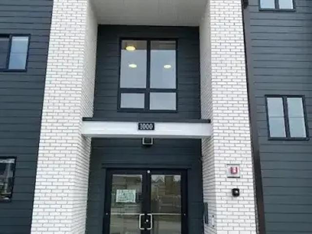 For Rent 2 Bedroom Townhouse Calgary AB DS104506668