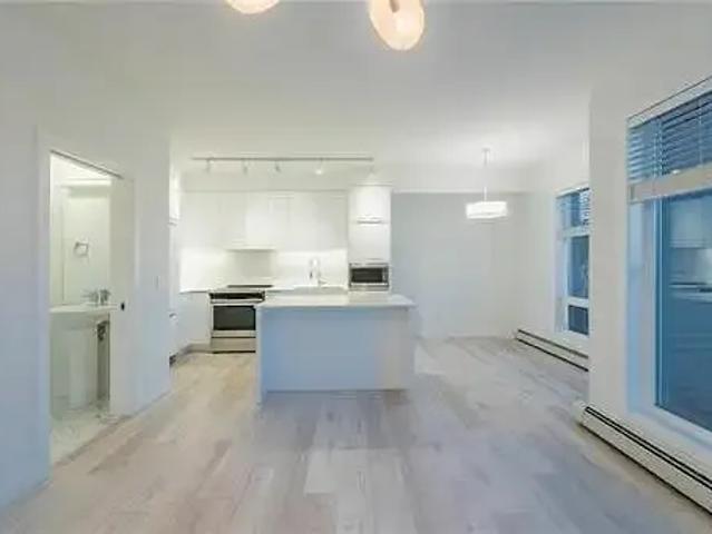 For Rent 2 Bedroom Townhouse Calgary AB DS104753737