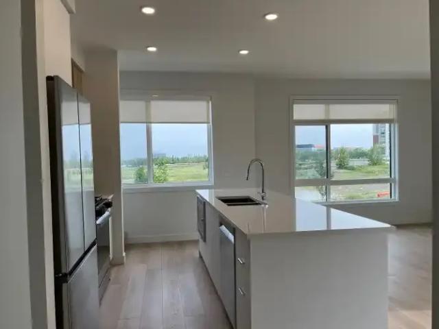 For Rent 2 Bedroom Townhouse Calgary AB DS104863633