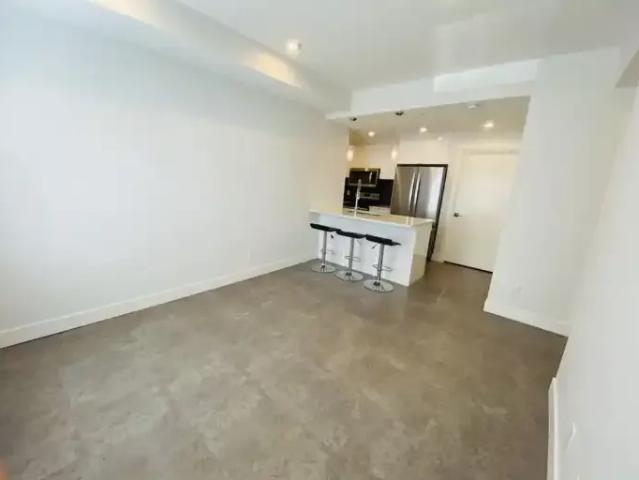 For Rent 2 Bedroom Townhouse Calgary AB DS104180778