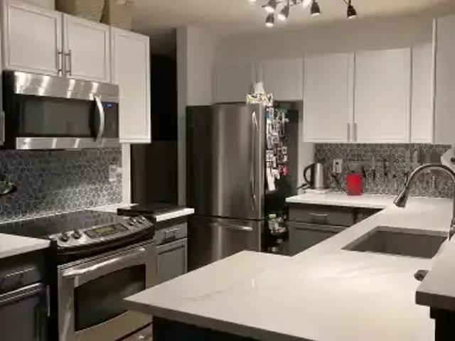 For Rent 2 Bedroom Townhouse Calgary AB DS104180314