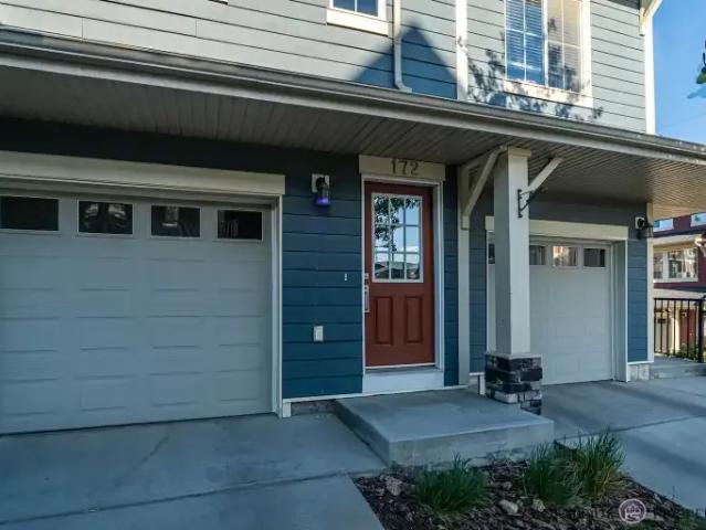 For Rent 2 Bedroom Townhouse Calgary AB DS104362682