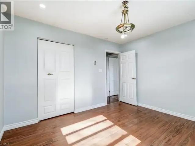 For Rent 2 Bedroom Townhouse Cambridge ON DLS100527181