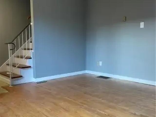 For Rent 2 Bedroom Townhouse Cambridge ON DS104842104