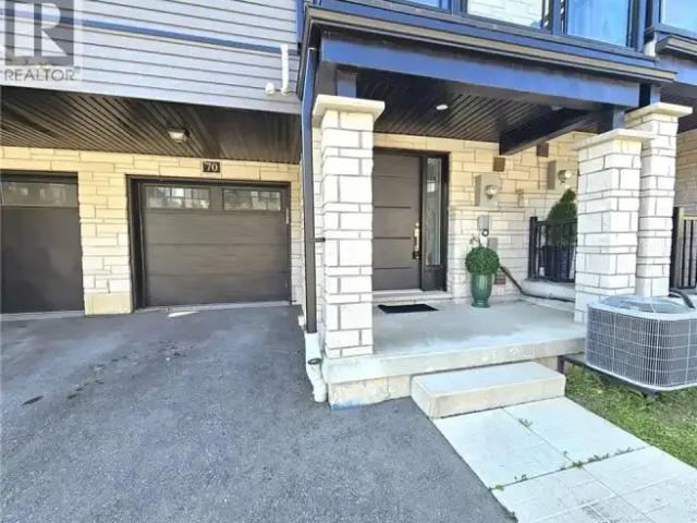 For Rent 2 Bedroom Townhouse Cambridge ON DS105118943