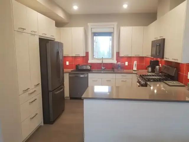For Rent 2 Bedroom Townhouse Canmore AB DS104224153