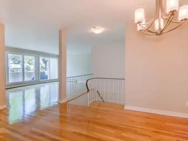 For Rent 2 Bedroom Townhouse Dorval QC DS103919900