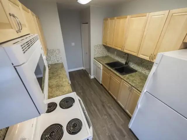 For Rent 2 Bedroom Townhouse Edmonton AB DLS101338832
