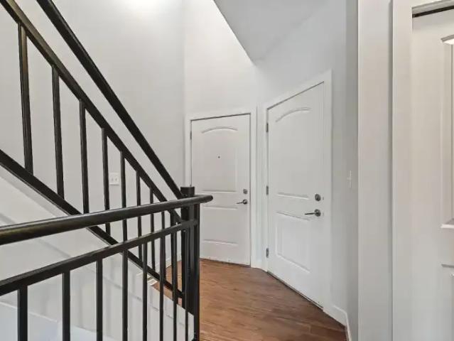 For Rent 2 Bedroom Townhouse Edmonton AB DLS102658408