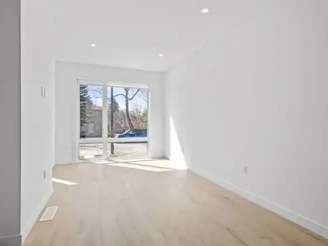 For Rent 2 Bedroom Townhouse Edmonton AB DLS102658557