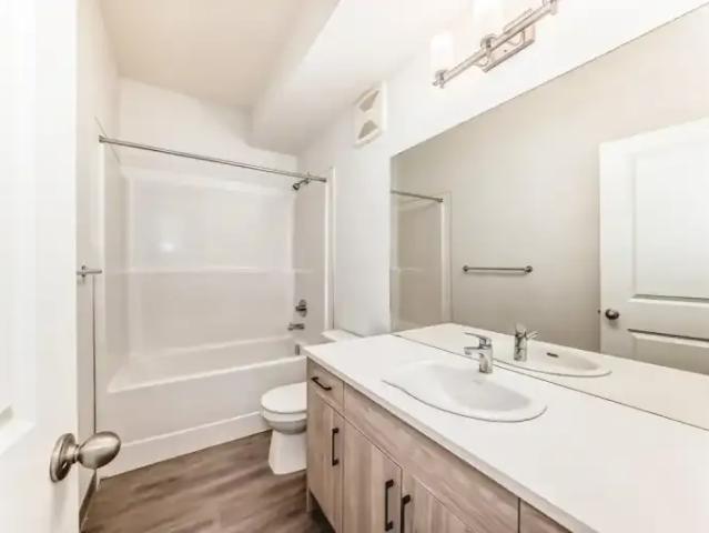 For Rent 2 Bedroom Townhouse Edmonton AB DLS97703509