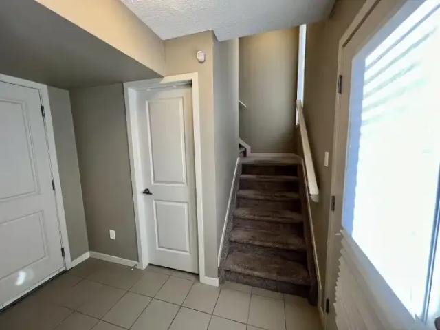 For Rent 2 Bedroom Townhouse Edmonton AB DS104362592