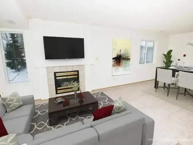 For Rent 2 Bedroom Townhouse Edmonton AB DS104840690