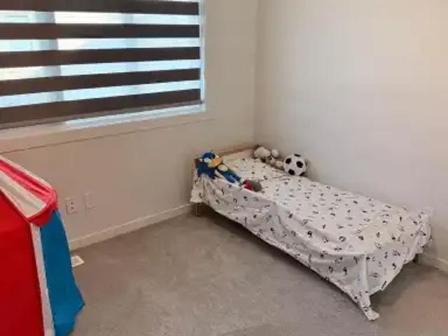 For Rent 2 Bedroom Townhouse Edmonton AB DS105071936