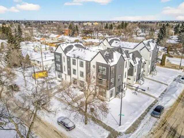 For Rent 2 Bedroom Townhouse Edmonton AB DS102846338