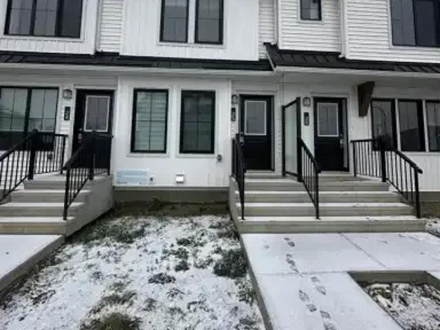 For Rent 2 Bedroom Townhouse Edmonton AB DS102846645