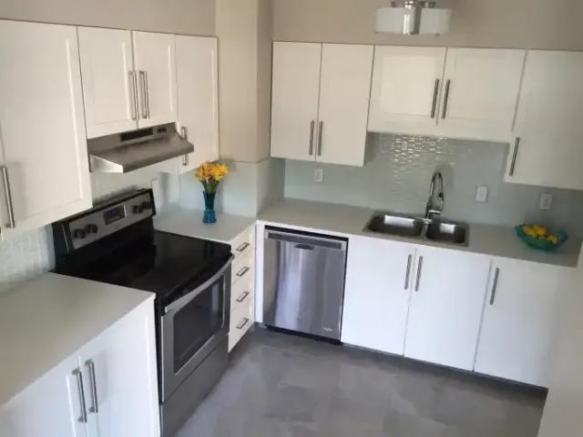 For Rent 2 Bedroom Townhouse Edmonton AB DS103739954