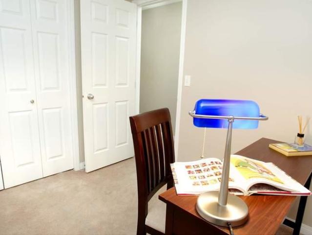 For Rent 2 Bedroom Townhouse Fort McMurray AB DS96586207