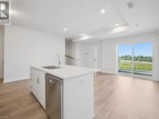 For Rent 2 Bedroom Townhouse Kitchener ON DLS102715453