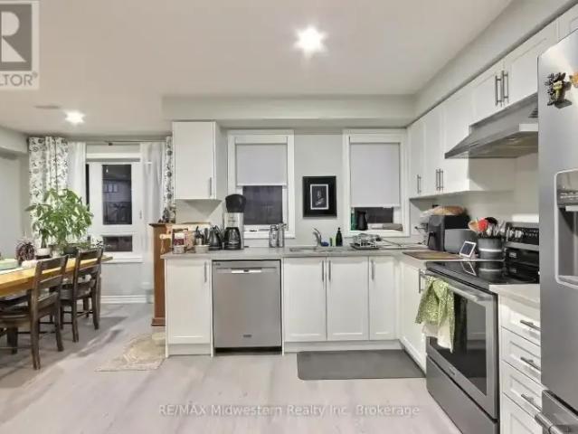 For Rent 2 Bedroom Townhouse Kitchener ON DLS102847390
