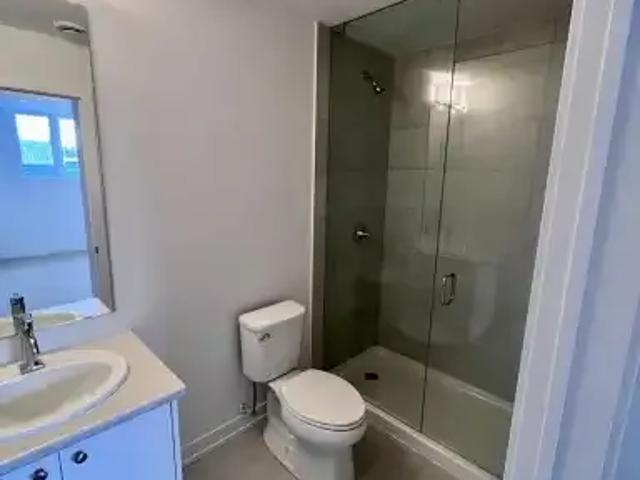 For Rent 2 Bedroom Townhouse Kitchener ON DS102578816