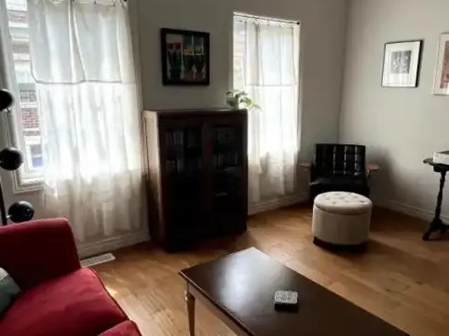 For Rent 2 Bedroom Townhouse Kitchener ON DS102847397