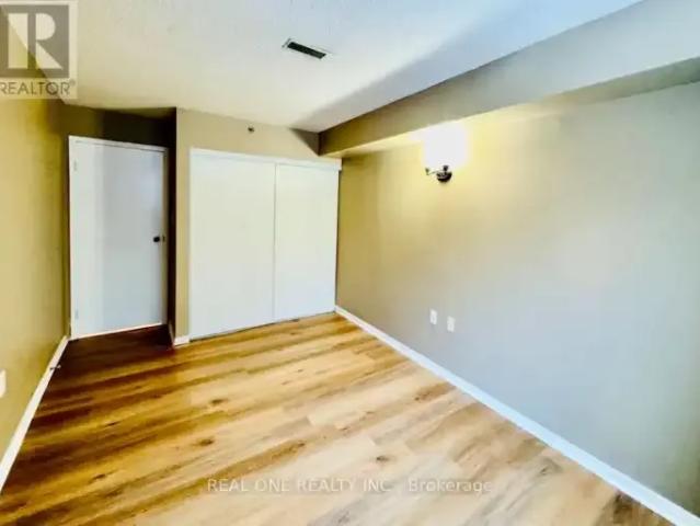For Rent 2 Bedroom Townhouse Richmond Hill ON DS102846073