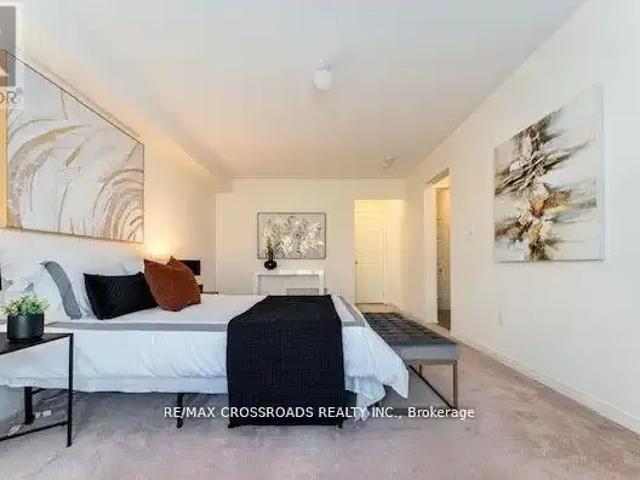 For Rent 2 Bedroom Townhouse Richmond Hill ON DS104782870