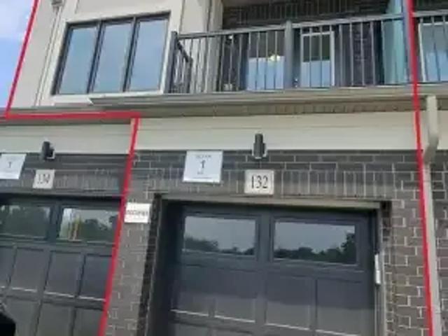 For Rent 2 Bedroom Townhouse Richmond Hill ON DS104257448