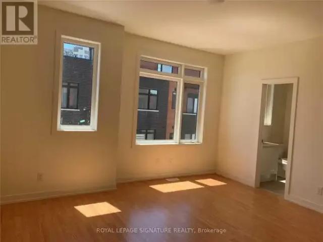 For Rent 2 Bedroom Townhouse Richmond Hill ON DS105072087