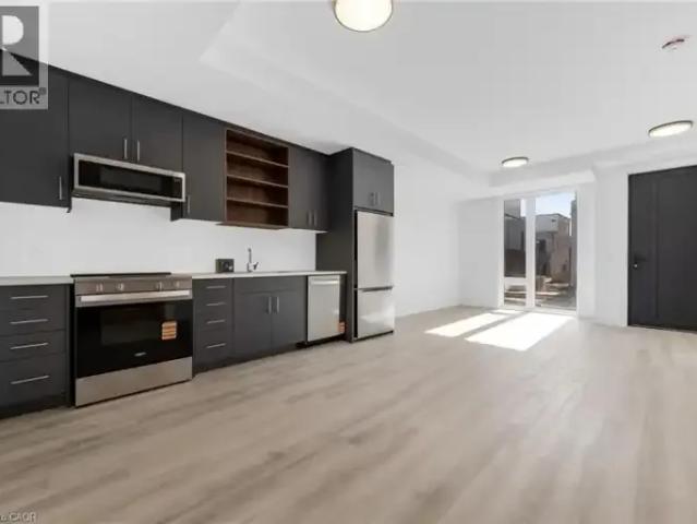 For Rent 2 Bedroom Townhouse St. Catharines ON DS104257477