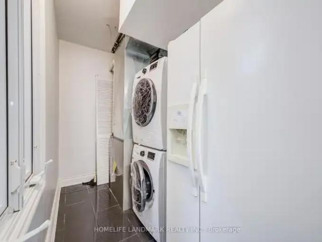 For Rent 2 Bedroom Townhouse Toronto ON DS102551618