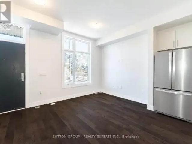 For Rent 2 Bedroom Townhouse Vaughan ON DS102518976