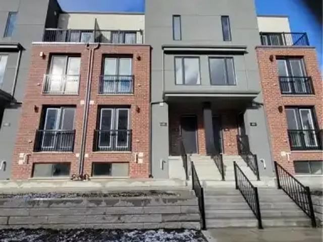 For Rent 2 Bedroom Townhouse Waterloo ON DS101877746