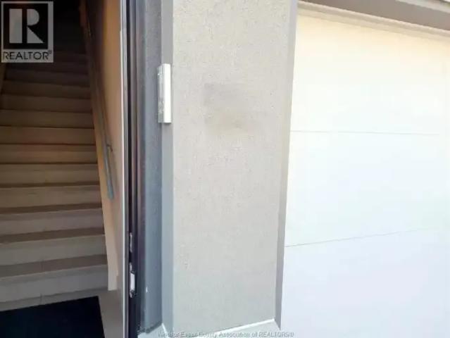 For Rent 2 Bedroom Townhouse Windsor ON DS101879554
