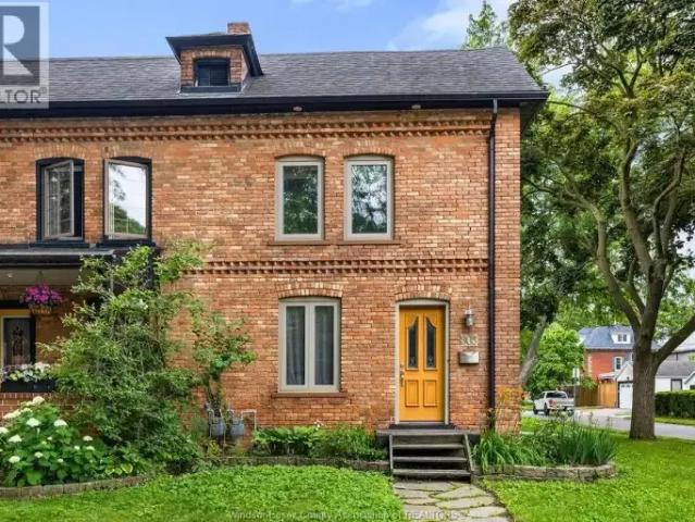 For Rent 2 Bedroom Townhouse Windsor ON DS103487775