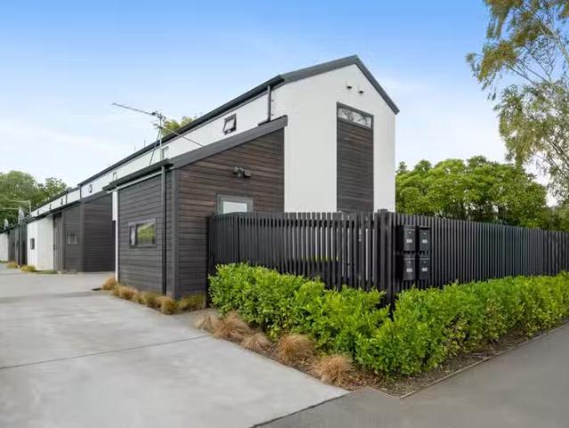 Deal! 2 BR A Smart First Step into Home Ownership – First Nati.