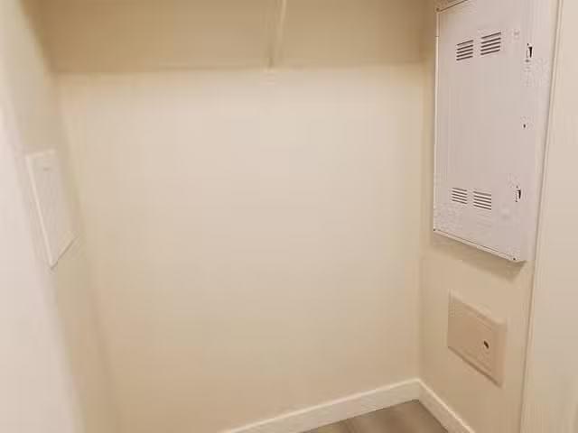 Charming 2 BR Apartment for rent in Langley, Langley, B Avenue.
