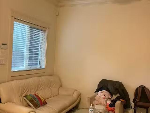 New 2 BR House for rent in Richmond, Richmond, 11011 Seafield.