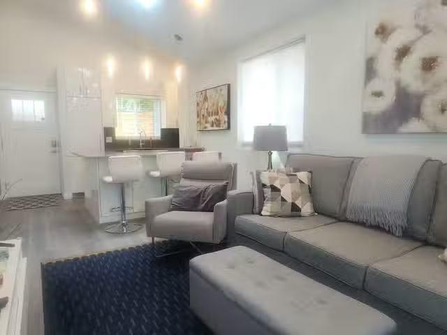 For Rent! 2 BR House for rent in Vancouver, Terrace, 165 W 21s.