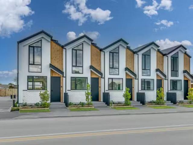 Just in! 2 BR Vendor Committed Must Sell! First National R.