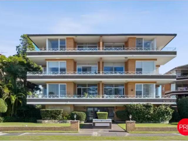 Cheap 2 BR 5/127 129 Clareville Avenue, SANDRINGHAM Apartment.