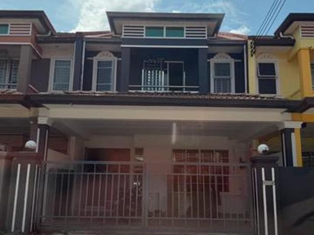 For Rent 2 Storey Intermediate Terrace HseUni Garden