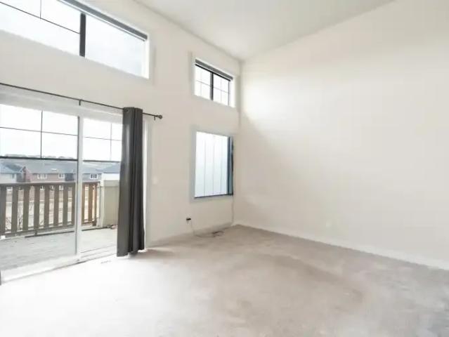 For Rent 2.5 Bedroom Townhouse Calgary AB DS101827468