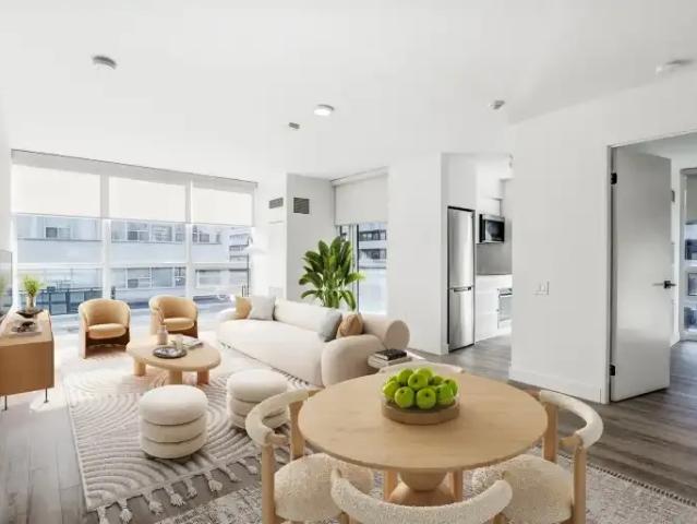 For Rent 2.5 Bedroom Apartment Toronto ON DS102272327