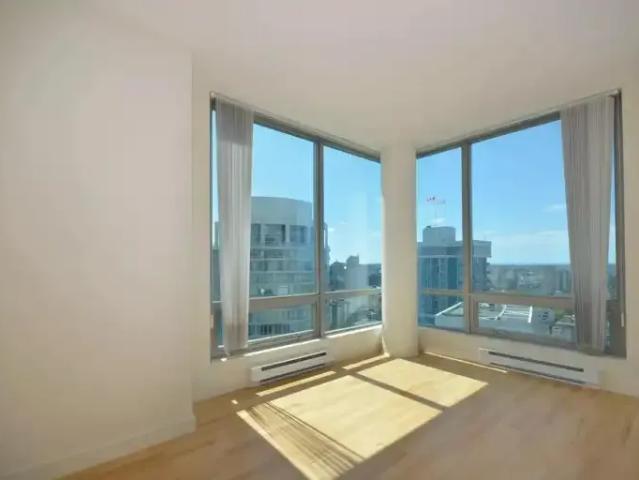 For Rent 2.5 Bedroom Condo Vancouver BC DLS102770892