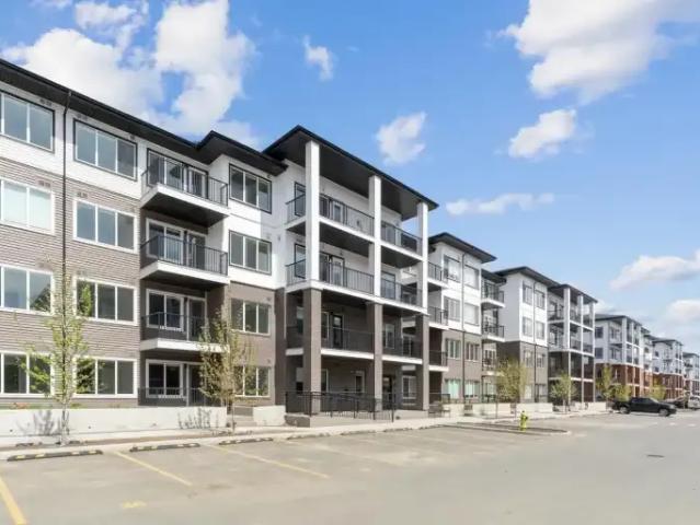 For Rent 2.5 Bedroom Condo Chestermere AB DS102846201
