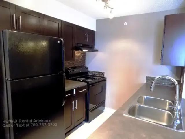 For Rent 2.5 Bedroom Condo Edmonton AB DS103879453